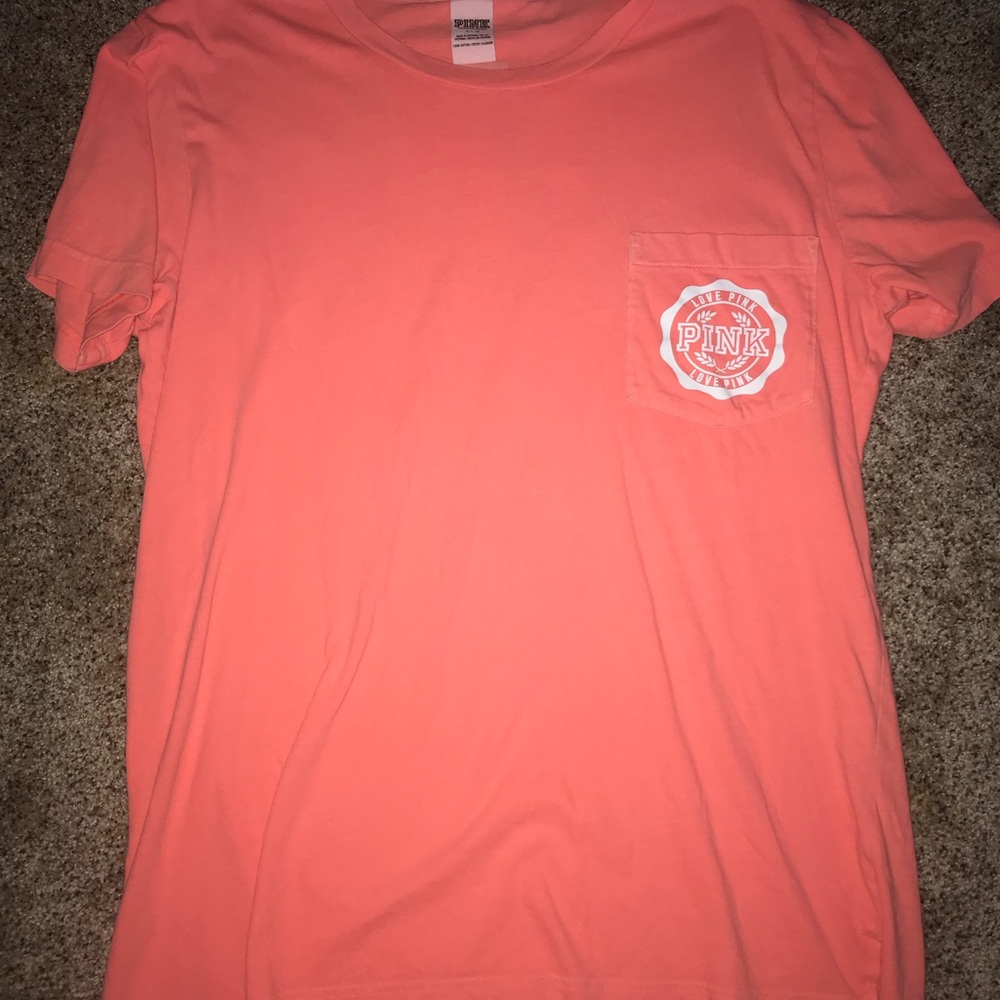 Pink t shirt